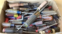 BOX OF SCREWDRIVERS - WOOD HANDLES, CRAFTSMAN,