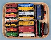 (20) Assorted HO Scale Train Cars