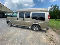 2005 Chevy Regency Van Express Vortec High Top