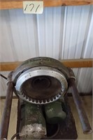 ELECTRIC PIPE VISE  WITH FORWARD AND REVERSE,
