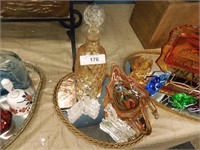 LOT OF COLLECTIBLE GLASSWARE