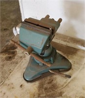 SMALL SUCTION TABLE TOP VISE