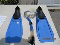 Flippers , Googles and Snorkel size 6.5- 8