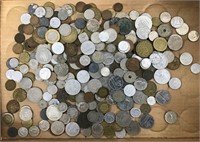 Collection of world coins (1.5+kg)