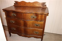 ANTIQUE CHEST 42WX20DX35H