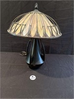 Quoizel Lighting Tiffany Style Leaded Glass Lamp