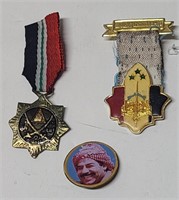 Iraqi Medal Lot Saddam Hussein button