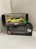 Maisto 1:25 Thunderbird & Ertl 1998 Corvette Cars