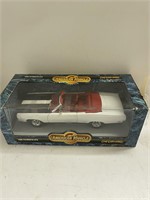 American Muscle 1969 Plymouth GTX 1:18 Die Cast