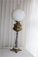 ANTIQUE BRASS BANQUET LAMP