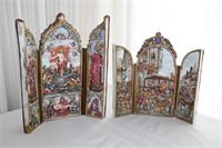 PAIR OF CAPODIMONTE RELIGIOUS FOLDING STANDS