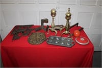 LOT OF ASSORTED METAL PIECES