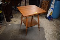 Antique Oak Table 24 X 24 Excellent Condition