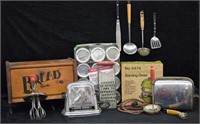 13pcs Vintage Kitchen Collection