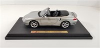 Maisto: 911 Turbo Cabriolet Model Car