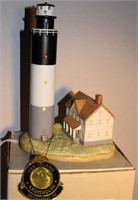 Lefton Oak Island Lighthouse w box