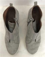 L. Paolo Grey Booties