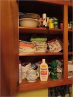 kitchen Linens, kitchen items, cups, light bulbs