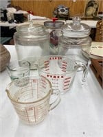 Cookie jars, measuring cups