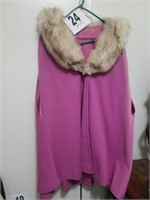 Cape with Fur Collar (BR1)