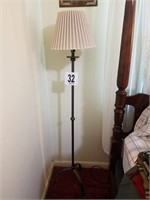 Floor Lamp (BR2)