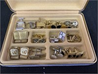 Lot of Vintage Mens Cuff Links and Accesories