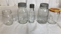 Box lot of vintage jars