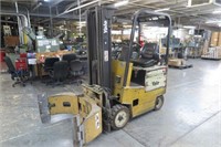 Yale 162G Electric Roll Clamp Lift