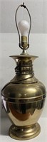 VINTAGE LARGE BRASS TONE TABLE LAMP