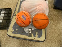 4 Basket Balls