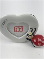 Small ceramic ladybug heart frame