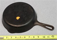 Griswold #6 Cast Iron Skillet