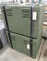 Lot - 2 Green metal transit cases
