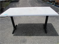 60" Table