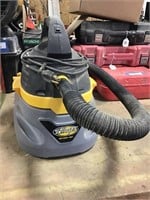 Stinger wet/dry vac