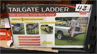 TAILGATE LADDER-TRAXION