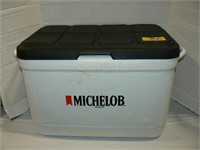 GOTT COOLER WITH MICHELOB ADVERTISING