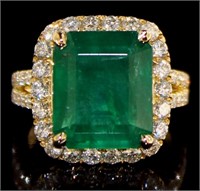 14kt Gold 10.13 ct Natural Emerald & Diamond Ring