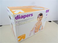 Unopened Case of 204 Size 4 Diapers