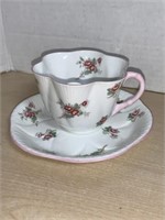 Shelley Teacup And Saucer- Handle Has Crack