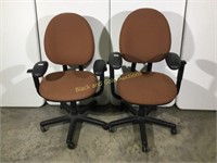 Pair of adjustable office chairs