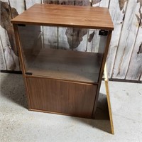 SMALL ENTERTAINMENT CABINET