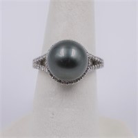14K white gold Tahitian pearl & diamond ring