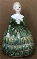 Royal Doulton Figurine "Belle"