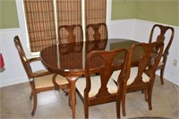 Cherry Dining Table and 6 Chairs