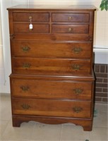 Chest of Drawers (matches lot #12)