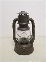 Vintage Dietz No. 2 D-Lite Lantern w/ Glass Globe
