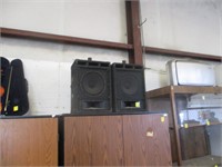 2 speakers