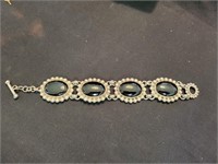Sterling bracelet/52.1 total grams