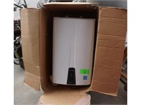 NAVIEN TANKLESS WATER HEATER  #NPE-180A